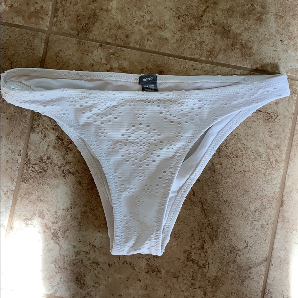 Swim cheeky bottoms !!